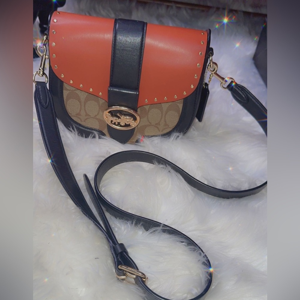 Authentic Coach New York Mini Crossbody - Picture 5 of 9